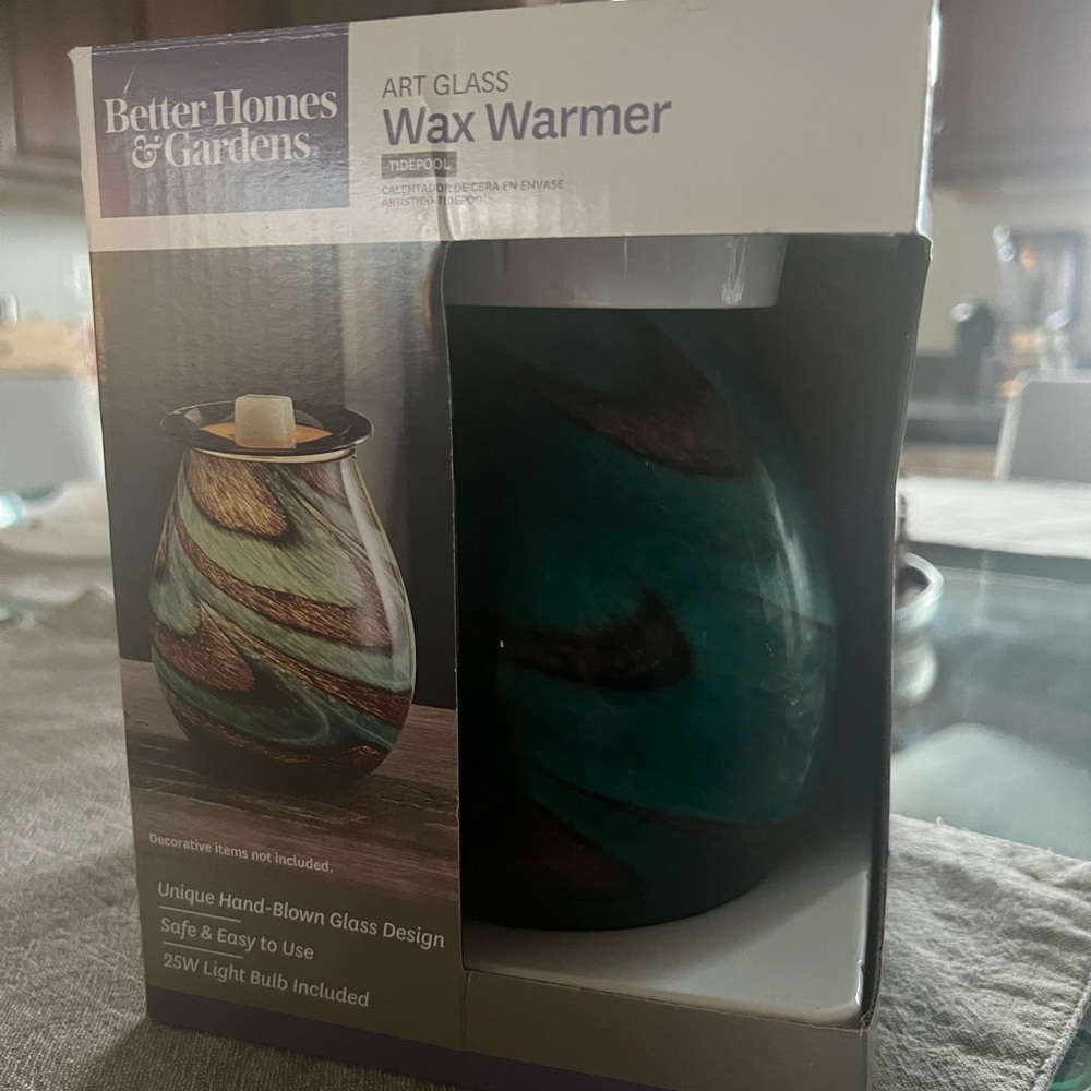 Wax warmer